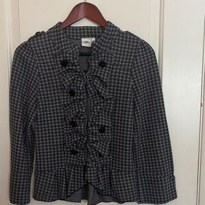 Women’s Meringue Houndstooth Ruffle Front waist length Blazer - Black/Gray small